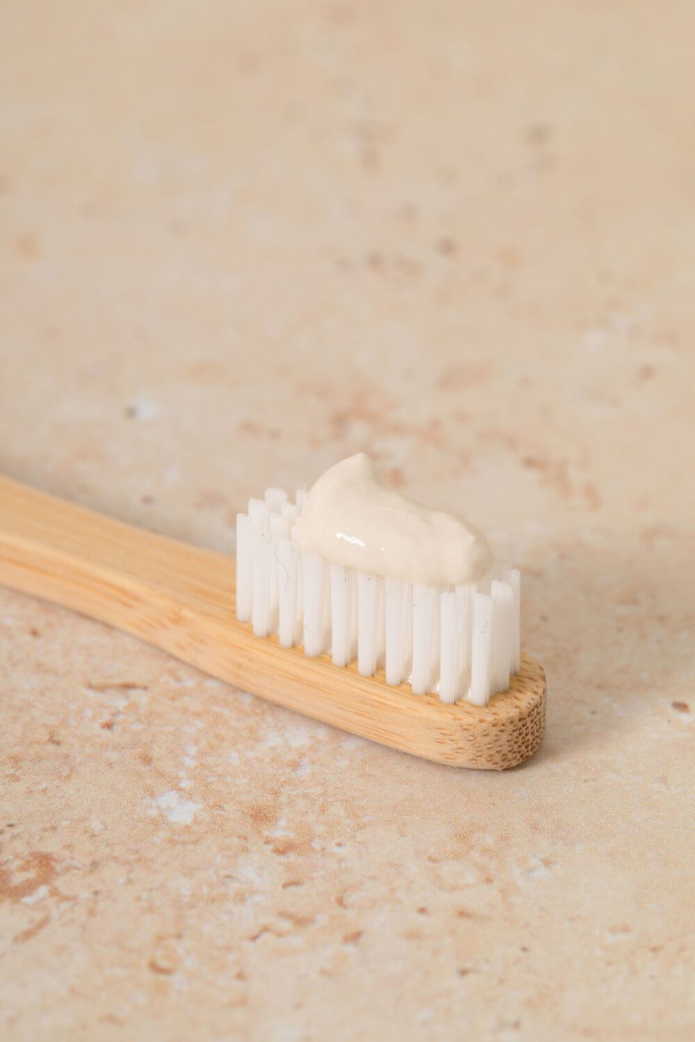 Les Petits Prödiges Tandpasta på tandbørste